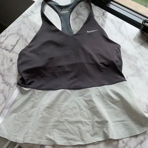 Nike tennis top with under bra.